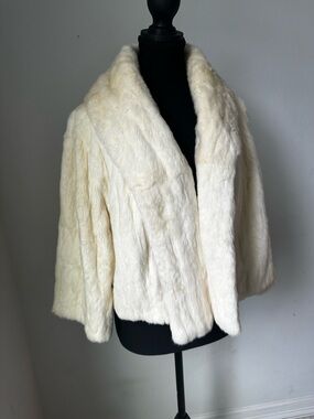 Luxury Cream Faux Fur Jacket - Women's Coat